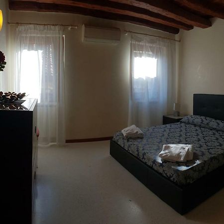 Апартаменты Ca' Derai Fenice Венеция Экстерьер фото